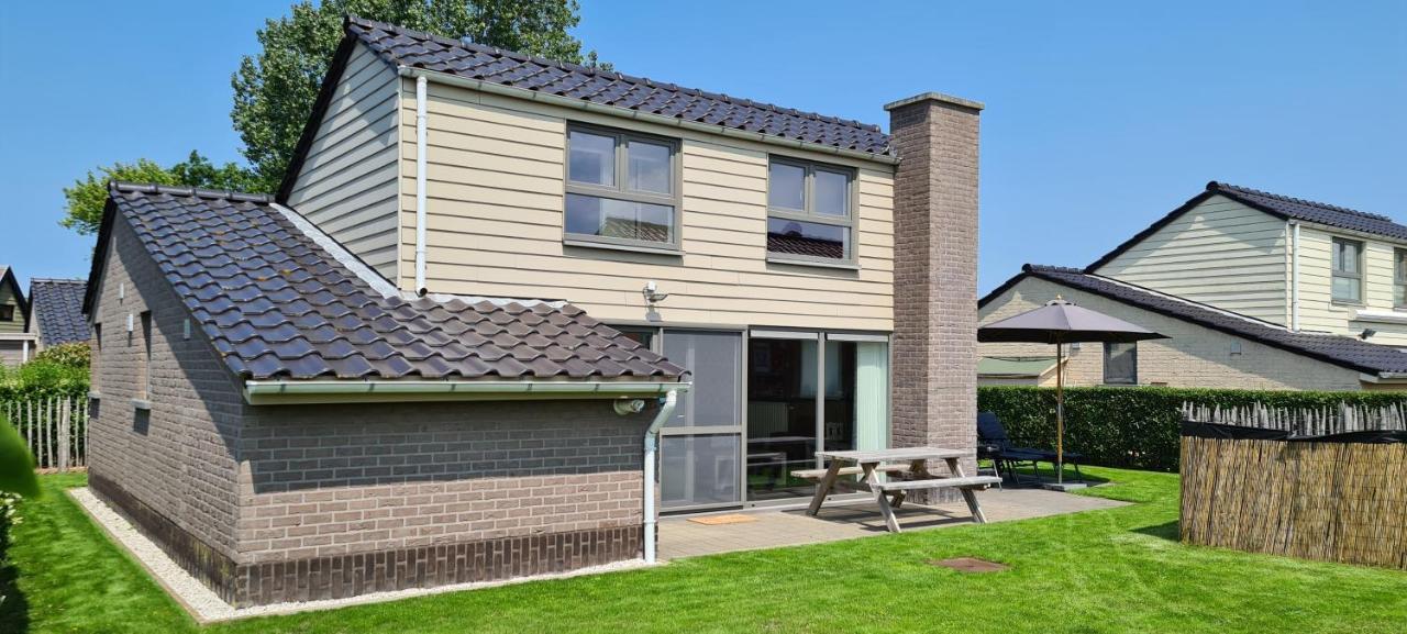 Vakantiewoning de Garnaalvisser Middelkerke Buitenkant foto